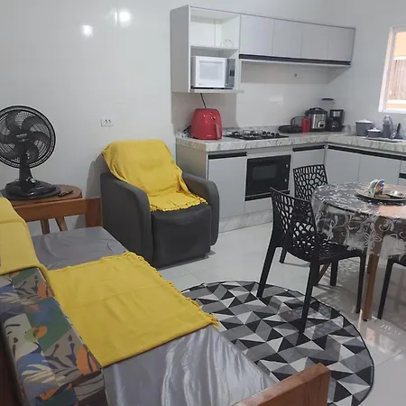 Apartamento Ubatuba Maranduba 150m da Praia-2